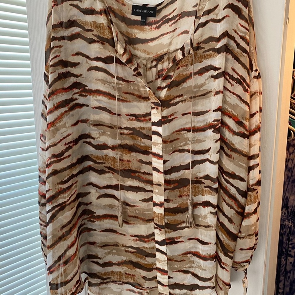 Animal Print lane Bryant size 26/28 Blouse